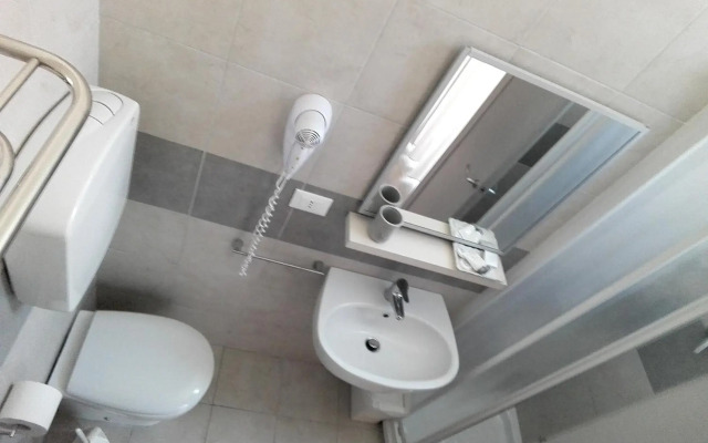 Hotel Ermeti B&B and Brunch