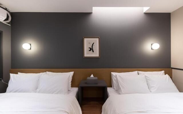 Brown Dot Hotel Seong Seo