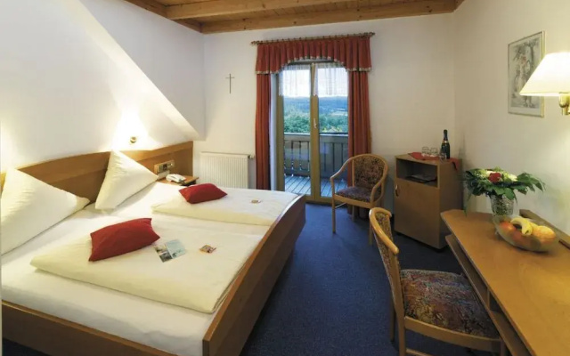 Panorama-Hotel Am See