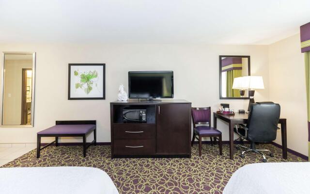 Hampton Inn and Suites Sandusky Milan