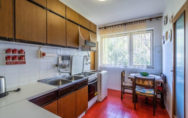 Nice Apartment in Premantura With 2 Bedrooms and Wifi