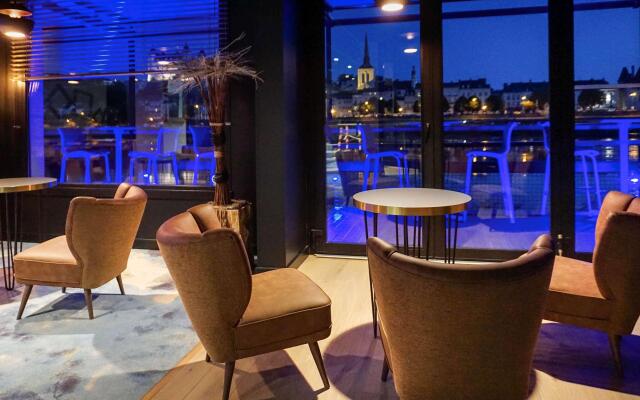 Mercure Bords De Loire Saumur