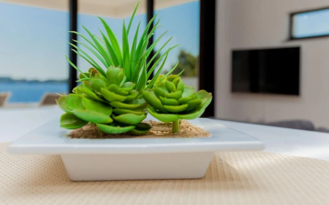 Villa Korkyra Beach in Potirna