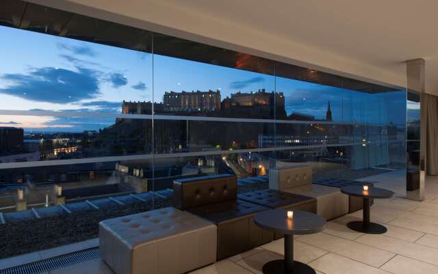 DoubleTree by Hilton Edinburgh City Centre