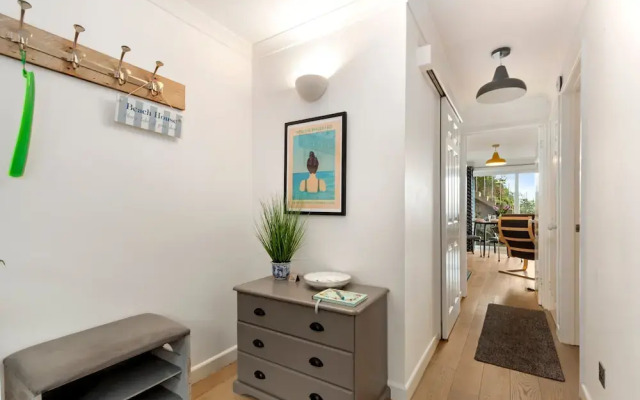 2 Beach Court - Direct Beach Access Sea Views