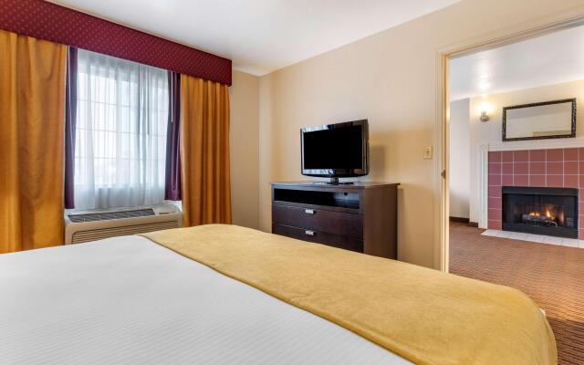 Best Western Luxury Inn