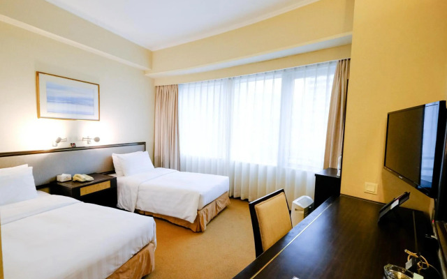South Pacific Hotel