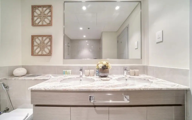 City Living at Its Best Near Burj Khalifa