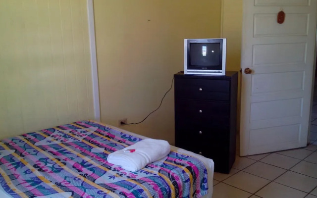 Don Santiago Guesthouse Downtown