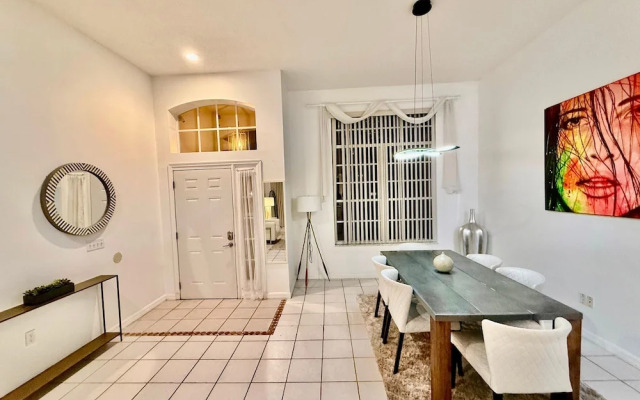 Westridge Super Exclusive 4BR Home Near Disney