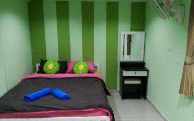 Green House Hostel