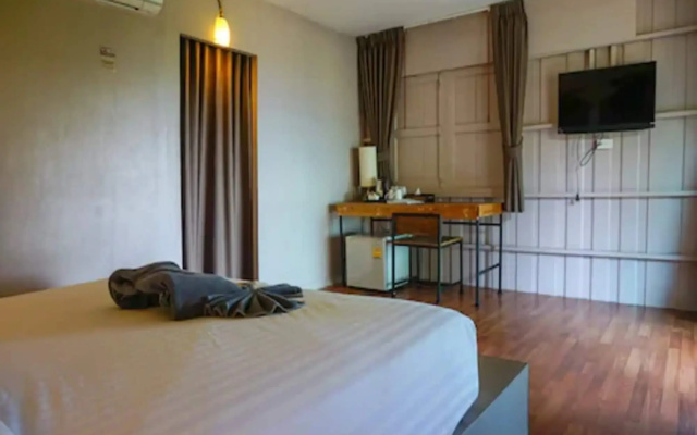 HIP Seaview Resort at Phi Phi