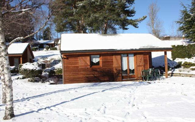 Volcans Vacances Les Chalets Du Lac