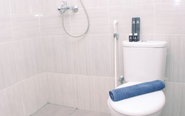 Homey And Minimalist Studio At Vasanta Innopark Apartment