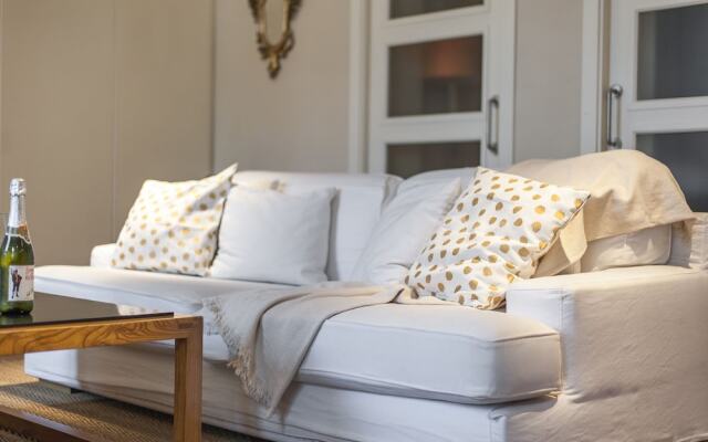 Exclusive - Luxury Sol I