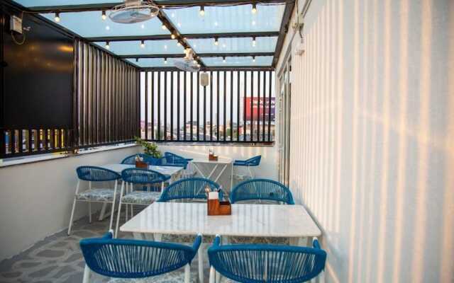 Hotel Lake View Airport Zone