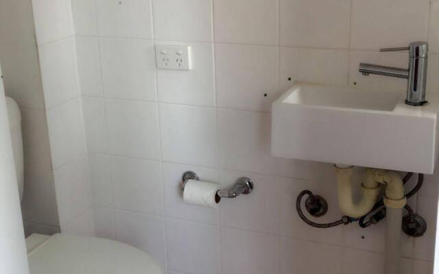 Gold Coast Backpackers - Hostel