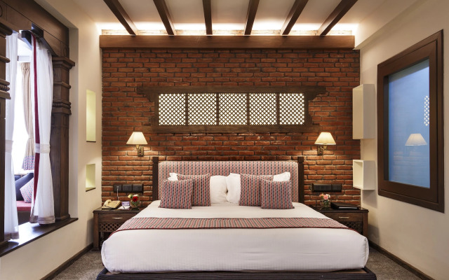Royal Singi Hotel