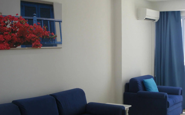 Sun Hall Beach Hotel Apts.
