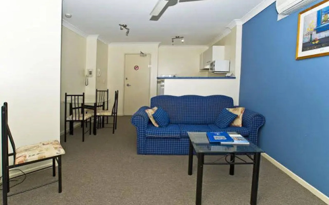 Budds Beach Apartments