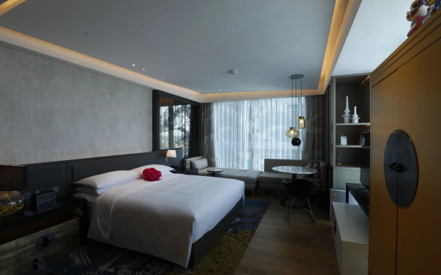 Renaissance Hangzhou Northeast Hotel