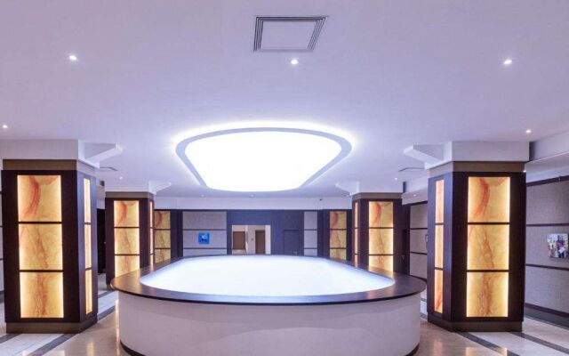 Krystal Palace Douala