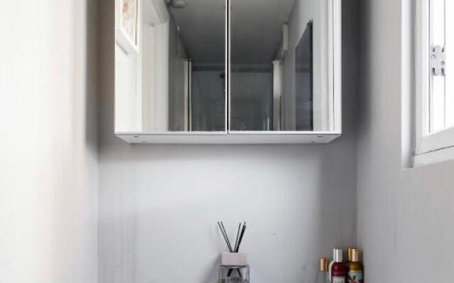 Studio, Private, independant Entrance, Central, Battersea Park