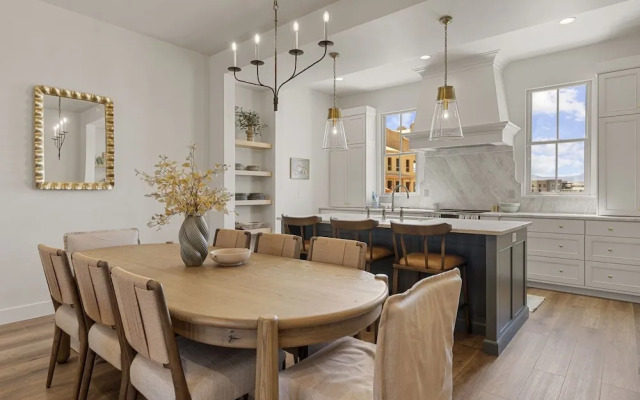 Chateau Bleu 4 Bedroom Townhouse