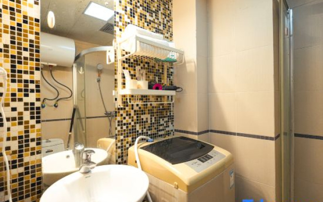 Dongguan Shiguang Apartment (Guomao Huiyi City)