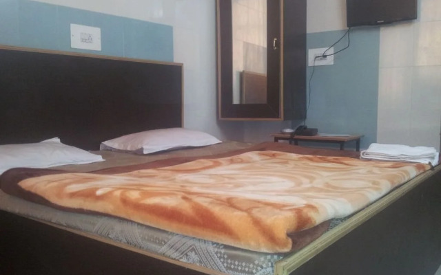 Ajay Hotel