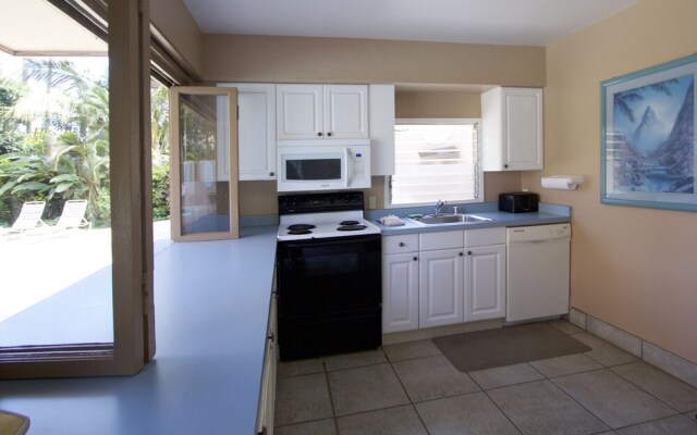 Maui Kai 601 by RedAwning