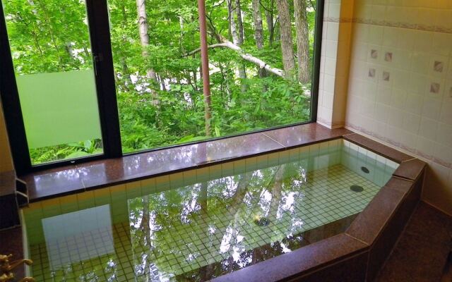 Hotel Astoria (Nagano)