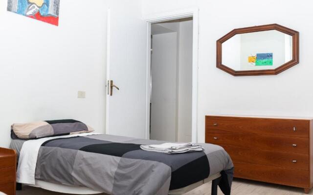 Cornigliano Apartment 2