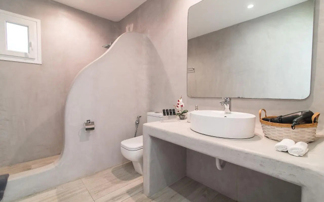 Villa Evi & Suites