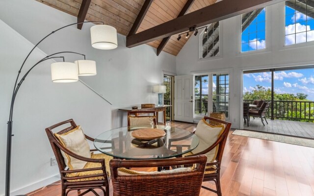 Hualalai 2 Bedroom Home by RedAwning
