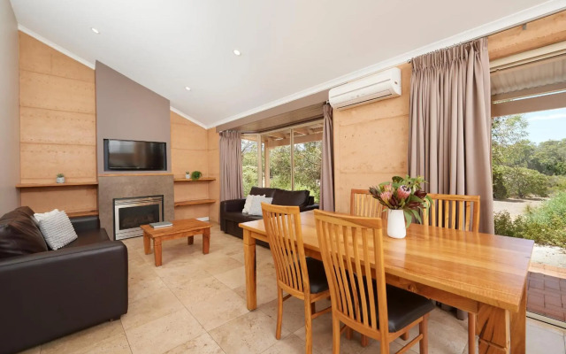 Eight Willows Retreat