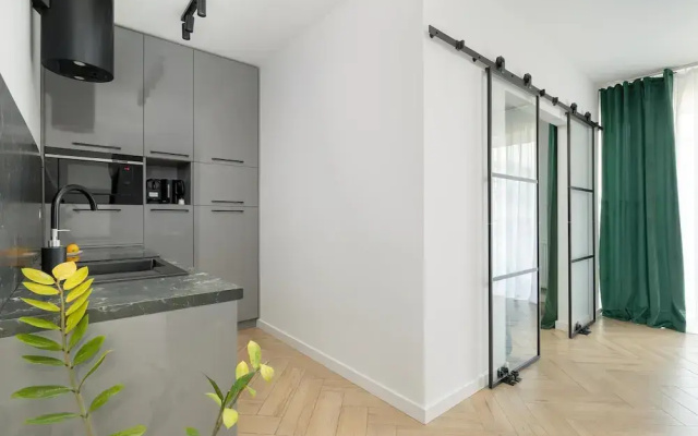 Apartment in Dziwnow With River View & Spa