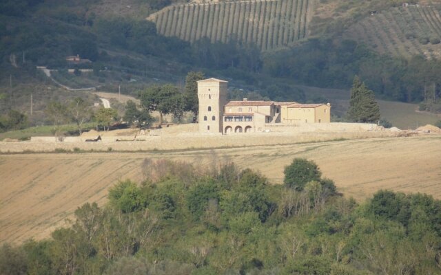 "podere Caldaruccio La Pineta - Torretta"