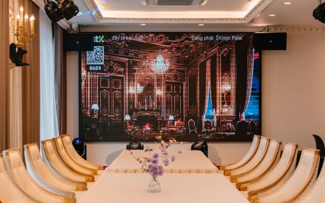 Diamond Hotel