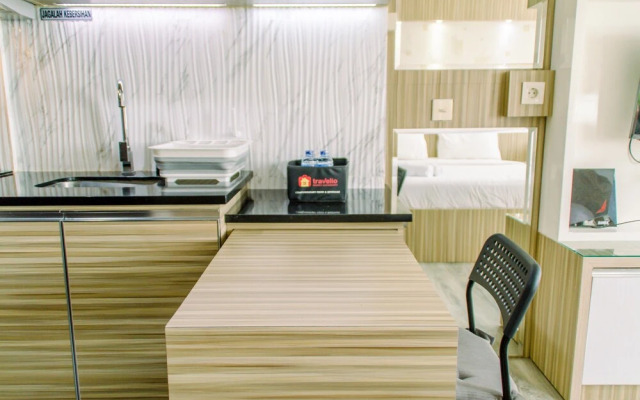 Comfort Living Studio Room At Bintaro Icon Apartment