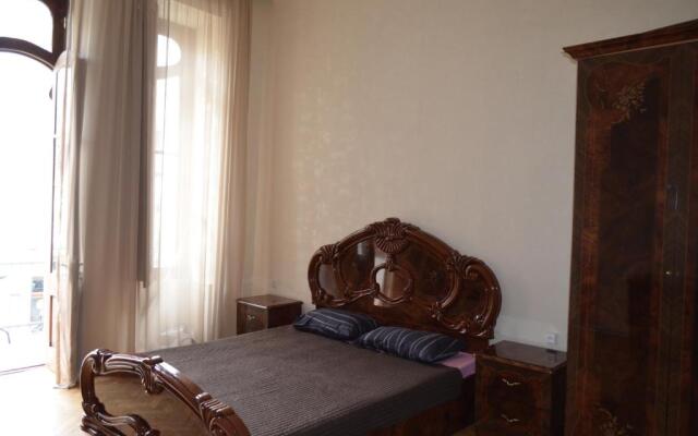 Sweet Home Agmashenebeli