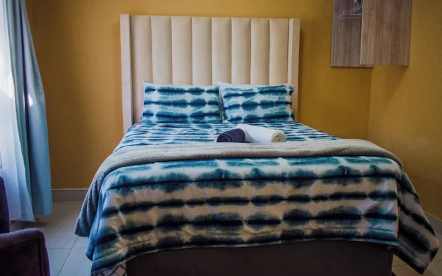 WoodMead Guest House & Events