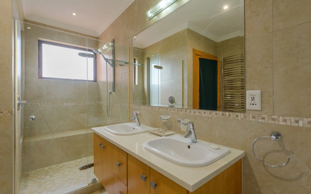 San Lameer Villa Rentals 14407