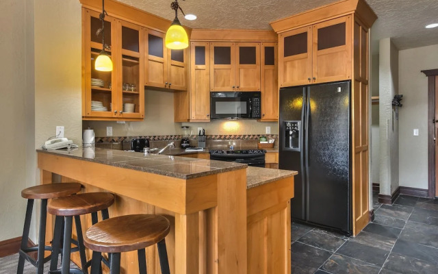 Miners Club 2 Bedroom A