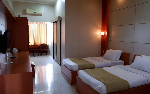 Hotel Sendang Sari – Guest Rooms – Batang