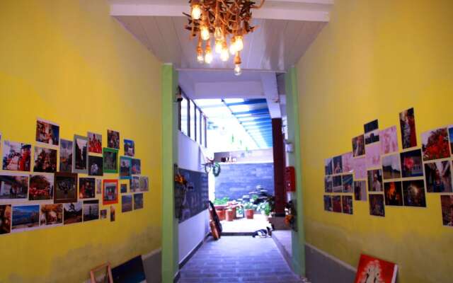 Bayou Youth Hostel