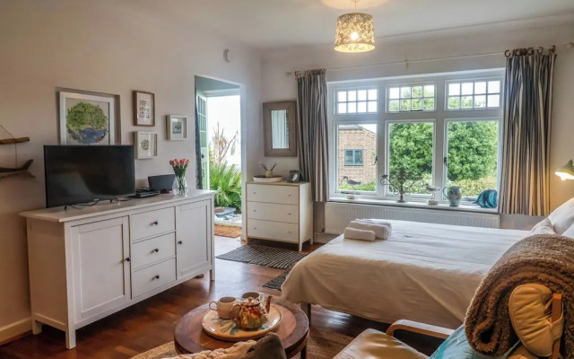 The Apartment at Queen Anne's Lodge