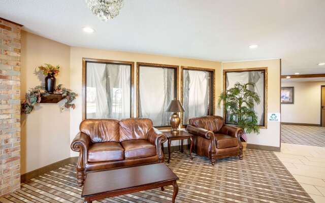 Quality Inn - Storm Lake