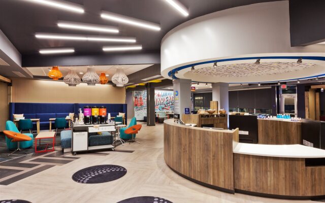 Tru by Hilton Auburn