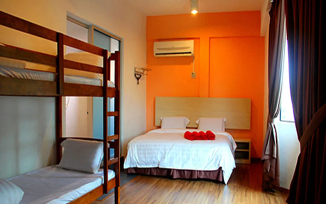 Oyo 1158 906 Airport